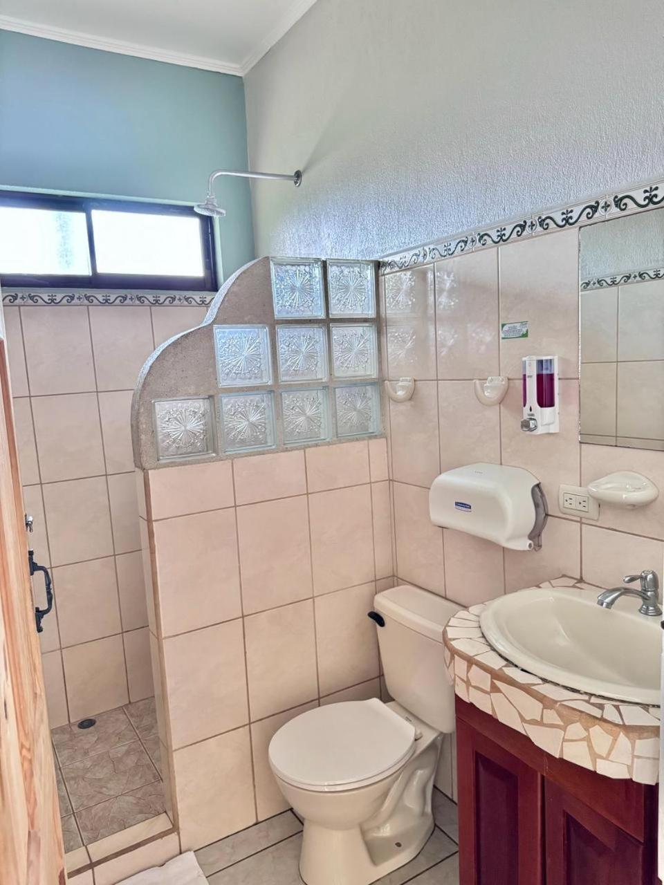 Hotel La Fiore De Bahia Uvita Zewnętrze zdjęcie